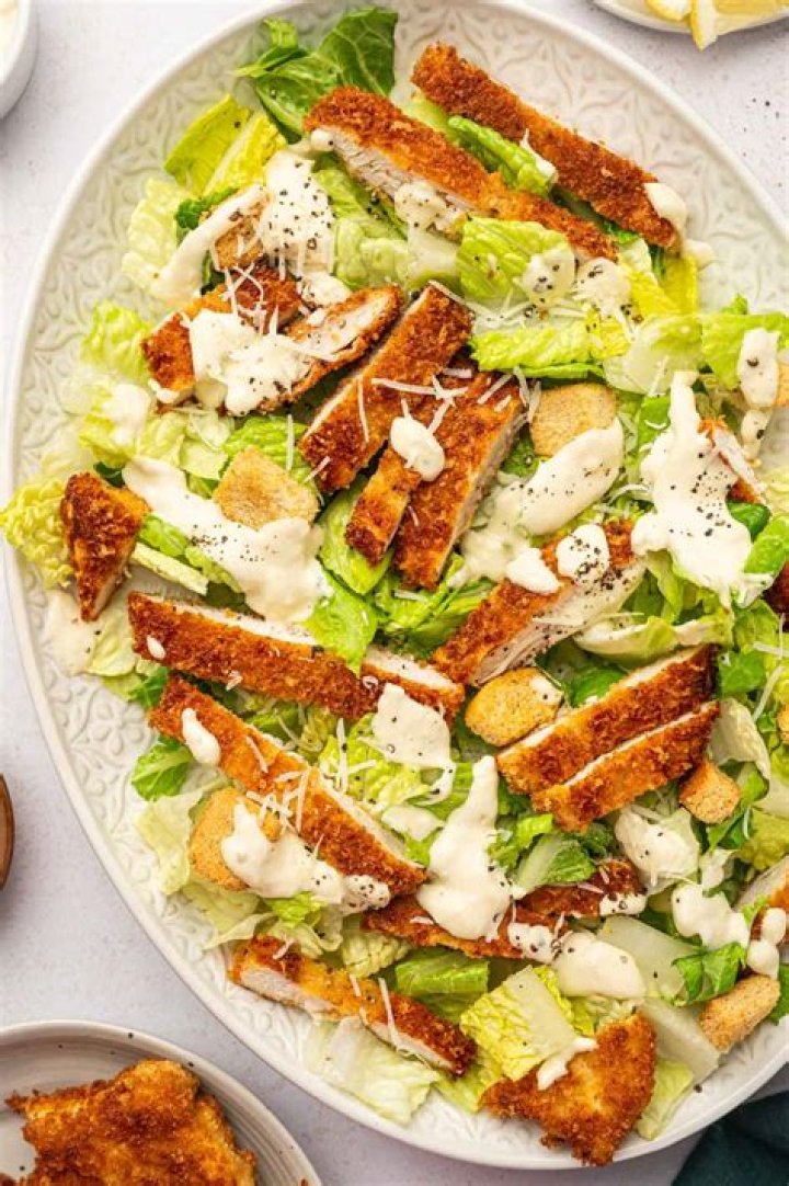 5-Star Breadcrumb Salad: A Crispy Culinary Delight