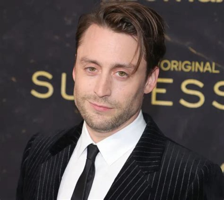 Macaulay Culkin: Height, Weight, Measurements, Age, Facts, Family, And Bio