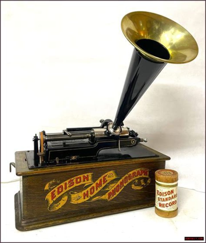 The Ultimate Source For Phonograph Clipart: High-Quality Images For Your Projects